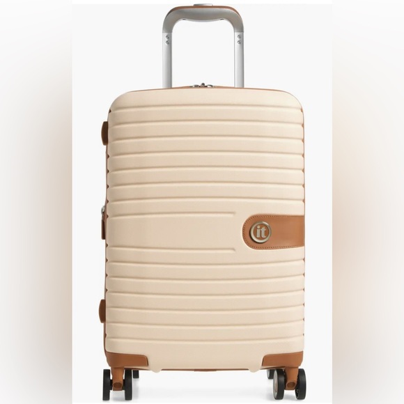 IT LUGGAGE hardshell expandable carry-on - Picture 1 of 16